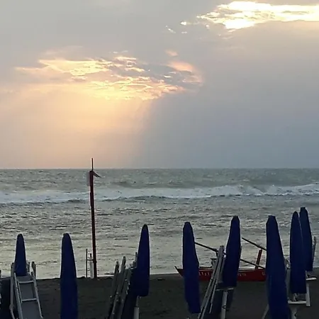 Royale House Apartman Lido di Ostia